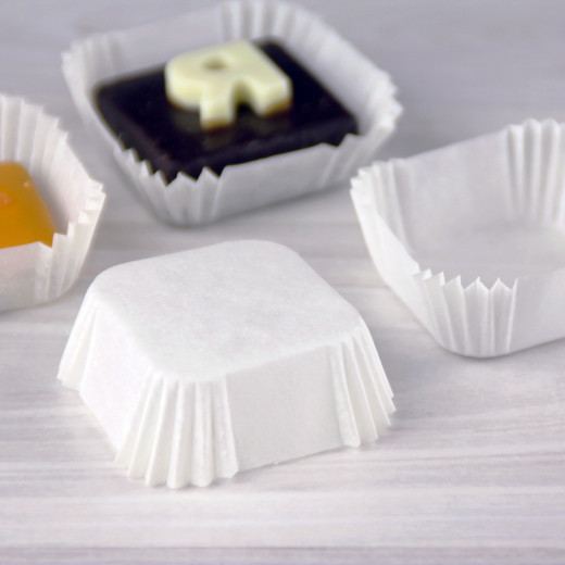 Капсулы УПАКОВКА белый квадрат (30х30х17мм) упаковка 2000 шт.