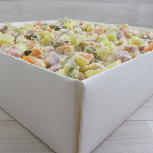 Коробка Пасифе 1 (200х200х50мм) белая с ламинацией прозрачная крышка