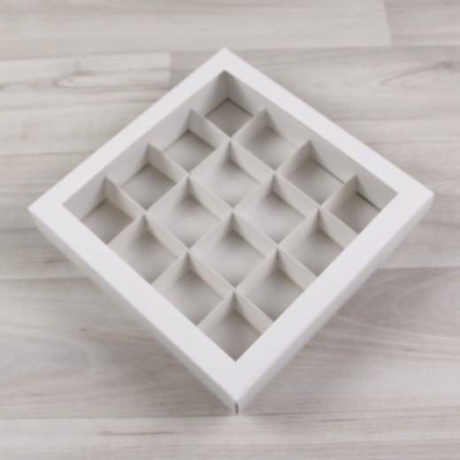 Коробка Гималия 16 конфет, белый