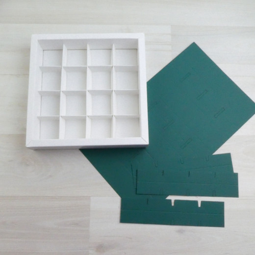 Коробка Арлекин 16 конфет, тзеленый