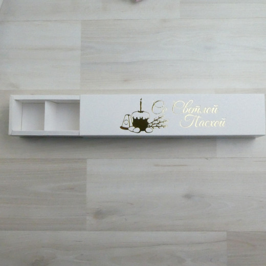 Коробка Этне 5 шубер белый с тиснением 