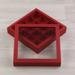 Коробка Нереида 16 с окном красный