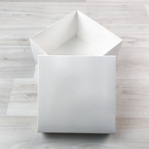 Коробка Атлас белый