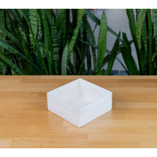 Коробка Пасифе 2 (200х200х90мм) белая с ламинацией прозрачная крышка