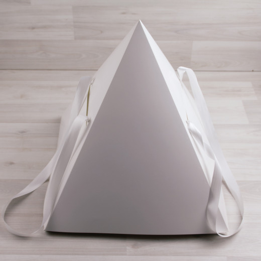 Коробка Пирамида белая