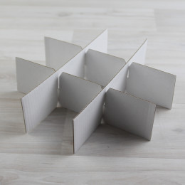 Коробка Бестла 4 с разделителями двухсторонний белый МГК (200х200х80мм)