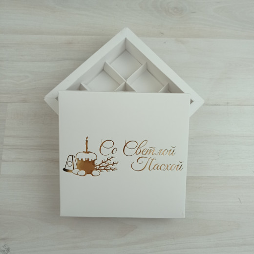 Коробка Элара 9 белый с тиснением 