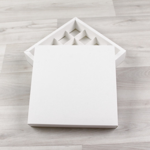 Коробка Паллена 16 капучино с тиснением 