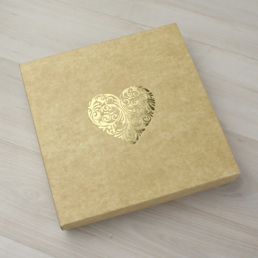 Коробка Элара 16 крафт с тиснением 