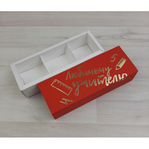 Коробка Этне 3 шубер красный гладкий тиснение 