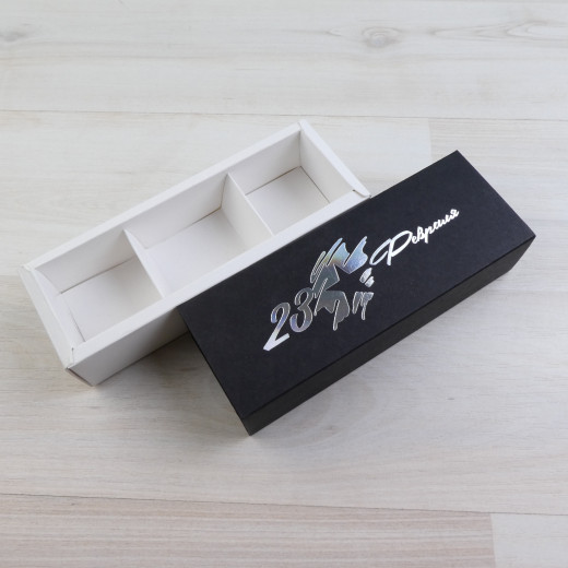 Коробка Этне 3 шубер черный с тиснением 