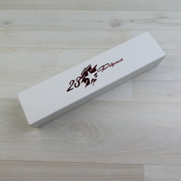 Коробка Этне 5 шубер белый с тиснением Звезда красный