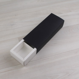 Коробка Этне 3 шубер черный гладкий