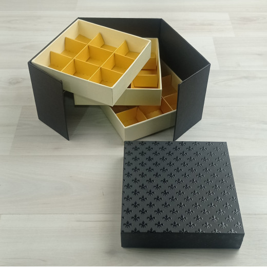 Коробка Мимас 1 черно-бежевый
