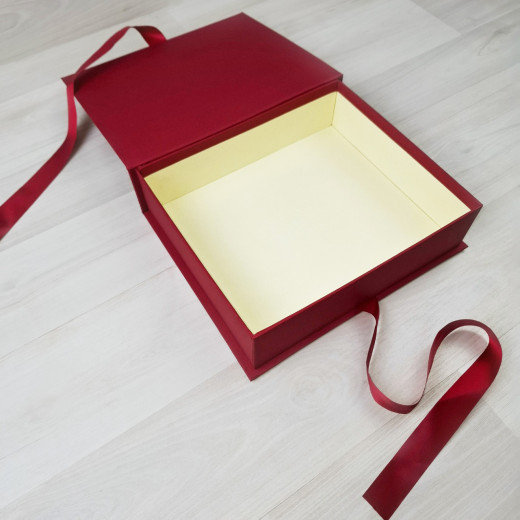 Коробка Мимас 6 красно-бежевый