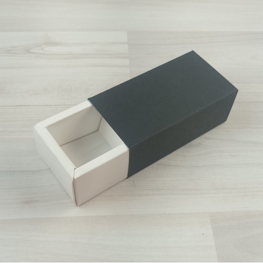 Коробка Этне 2 шубер черный