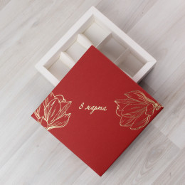 Коробка Паллена 9 красный с тиснением 