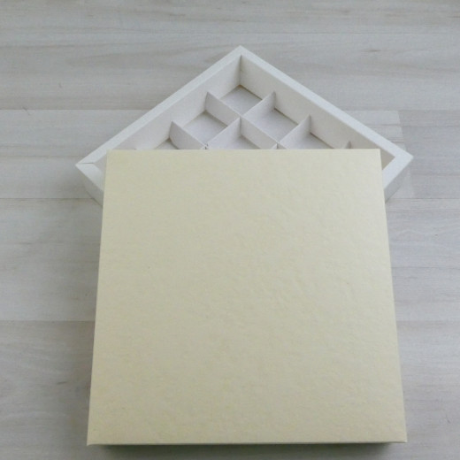 Коробка Паллена 16 бежевый камень